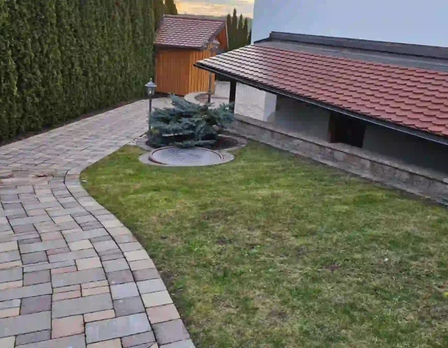 Gartenarbeit